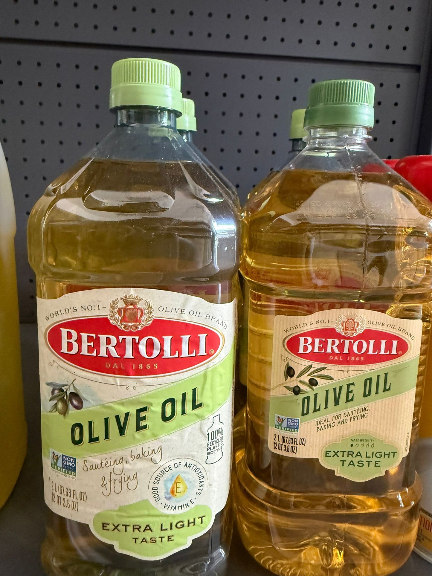 Bertolli Extra Virgin Olive Oil 1L (33.8oz) Bottle - Rich, Fruity & Versatile for Cooking, Dressings & Finishing