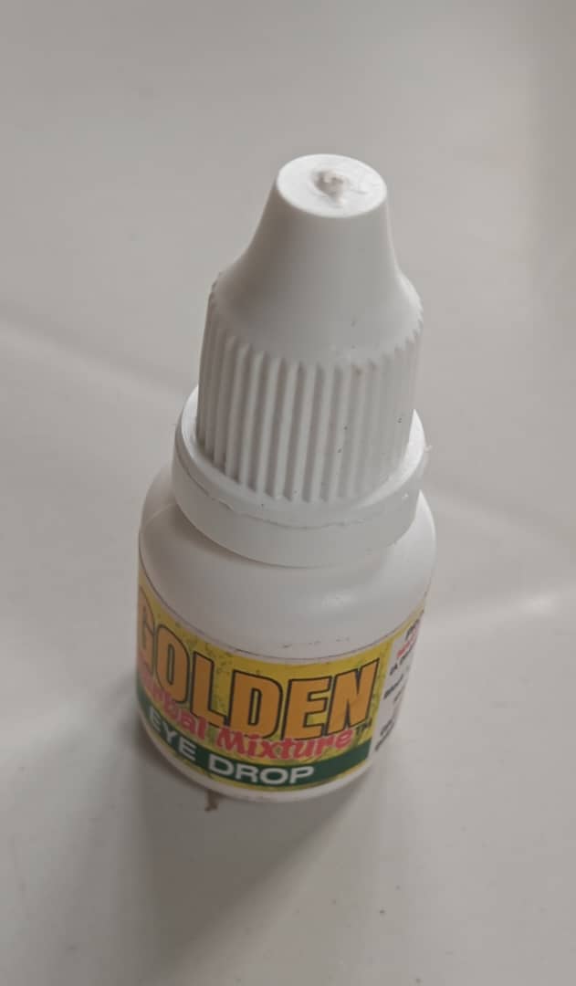 Golden Herbal Mixture Eye Drop 15ml Bottle – Natural Herbal Drops for Eye Comfort & Soothing Relief